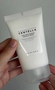 SKIN1004 Madagascar Centella Tone Brightening Capsule Cream (75ml).