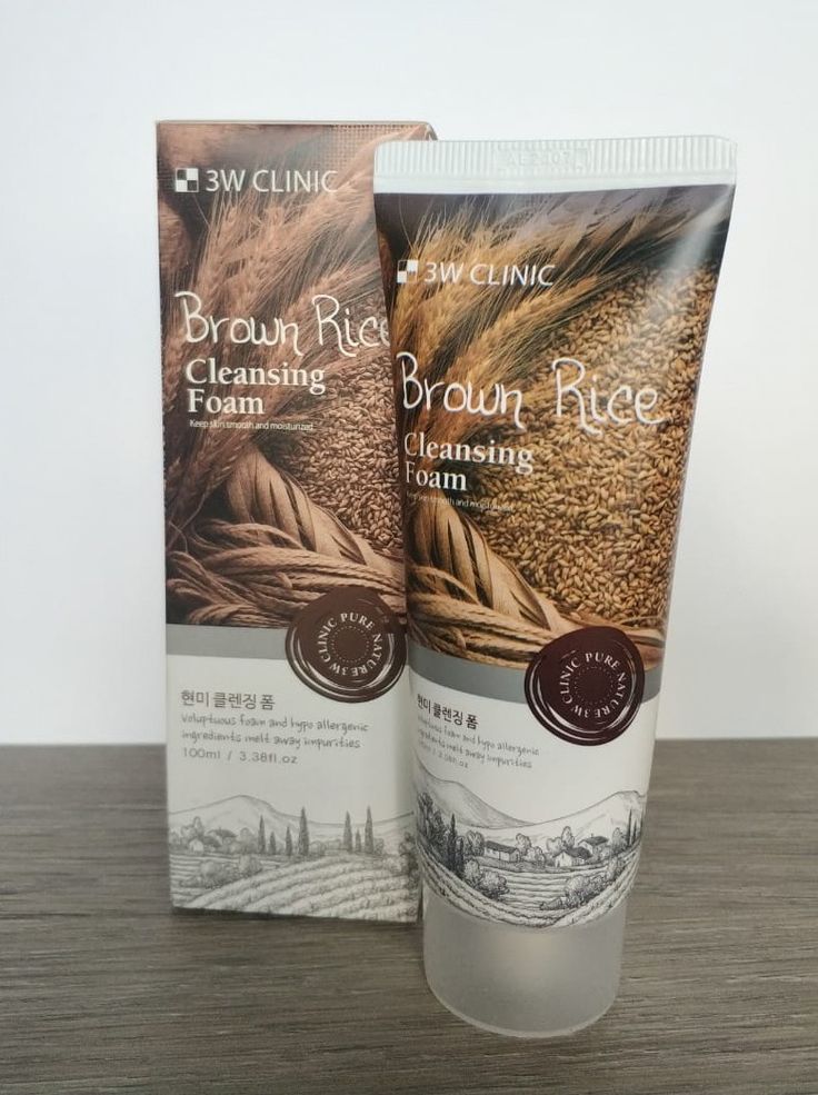 d383947f99bb3f94e90b968188ac2943 3W CLINIC Brown Rice Cleansing Foam (100ml) - Image 1